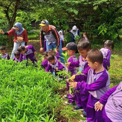 Alas Prambon, Wisata Edukasi dan Outbound yang Menyatu dengan Alam Sidoarjo