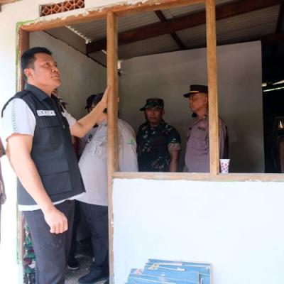 Bupati Sidoarjo Sidak Rumah Tak Layak Huni, Target 164 Unit Dibedah Tahun Ini