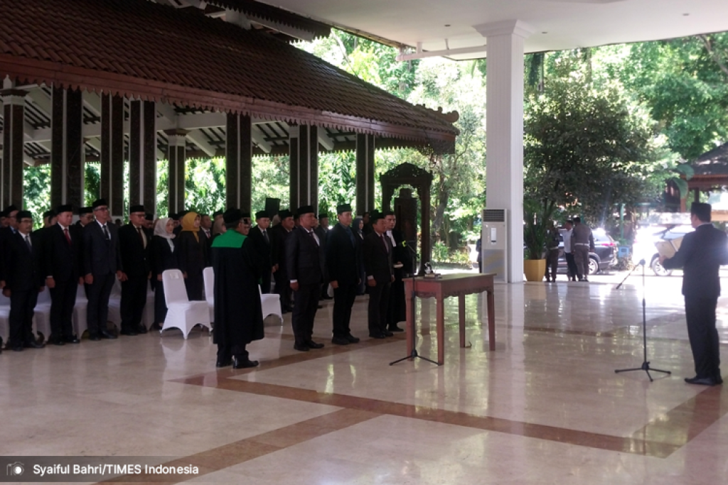 Bupati Subandi Lantik 61 Pejabat Baru, Awali Pembenahan Birokrasi Sidoarjo