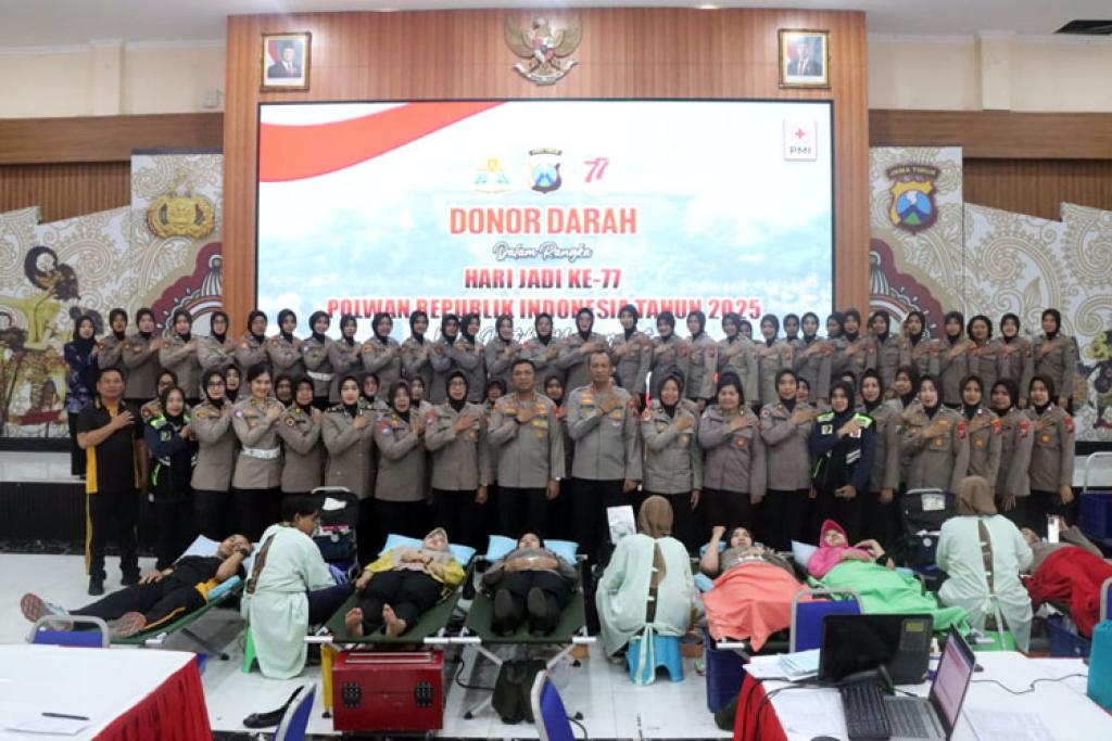 Polwan Polresta Sidoarjo Gelar Donor Darah Sambut HUT ke-77