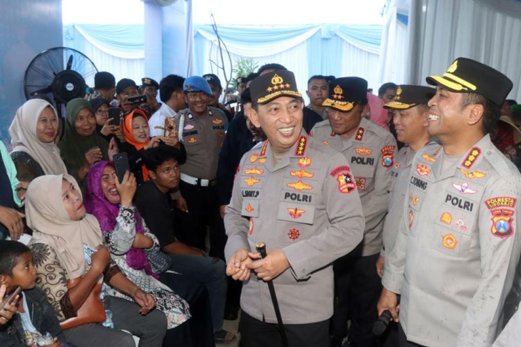 Kapolri Resmikan SPPG Polresta Sidoarjo dan Groundbreaking 13 Gedung SPPG di Jatim
