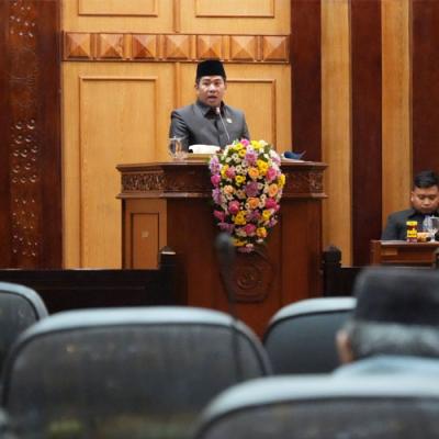 Fraksi Demokrat–NasDem Dukung Raperda Fasilitasi Pesantren di Sidoarjo