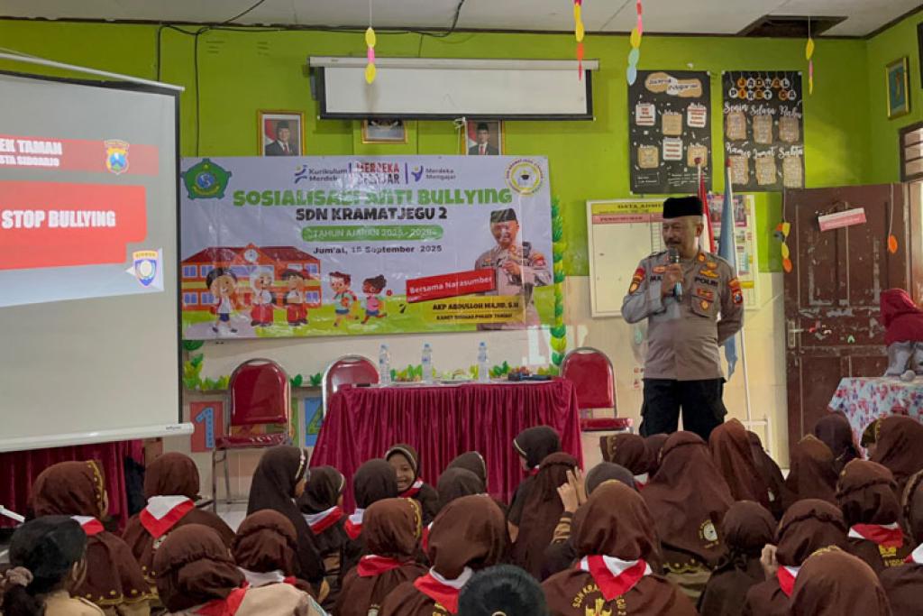 Polsek Taman Edukasi Siswa SDN Kramat Jegu 2 tentang Anti Bullying