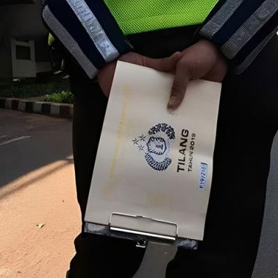 Ribuan Pelanggar Lalu Lintas Padati Kejari Sidoarjo untuk Bayar Denda Tilang