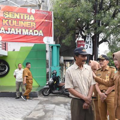 Wabup Sidoarjo Mimik Idayana Akan Tata Ulang Sentra Kuliner Gajahmada