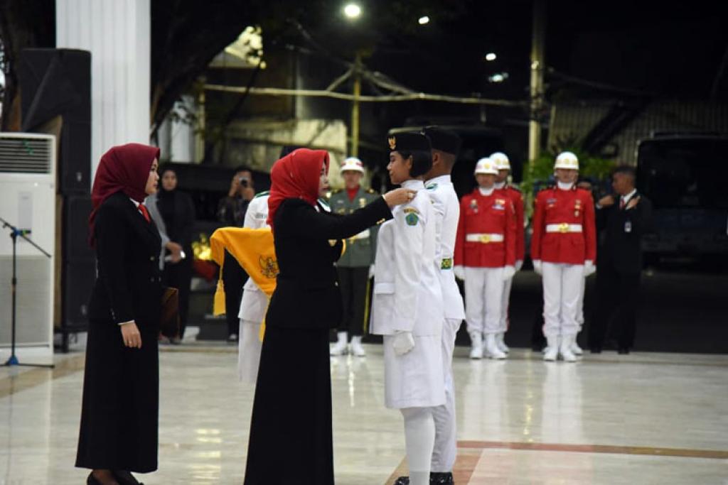 Wakil Bupati Sidoarjo Kukuhkan 76 Anggota Paskibraka 2025